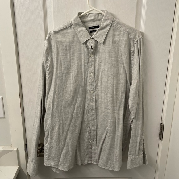 RW & Co long sleeve button down shirt - Picture 2 of 3